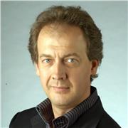 Cantante lirico con esperienza trentennale disponibile per lezioni